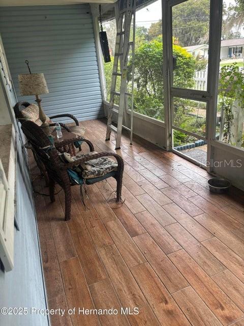 BRYANTS LAKE VIEW MANOR - Residential