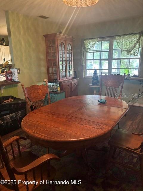 BRYANTS LAKE VIEW MANOR - Residential