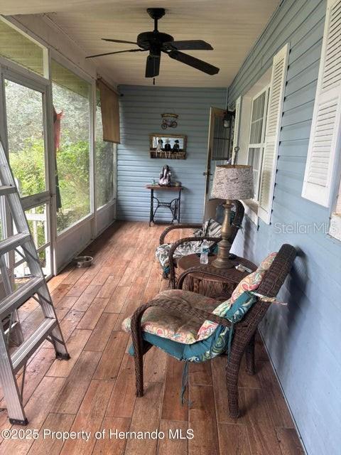 BRYANTS LAKE VIEW MANOR - Residential