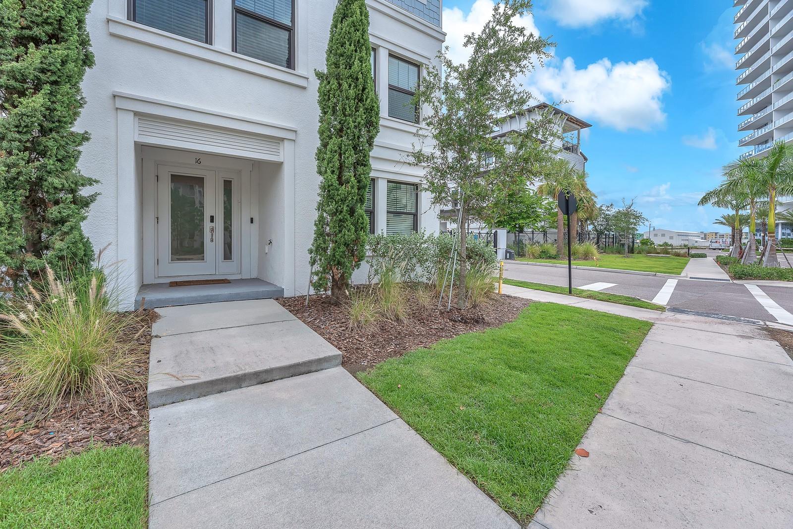 5351 BRIDGE STREET 16