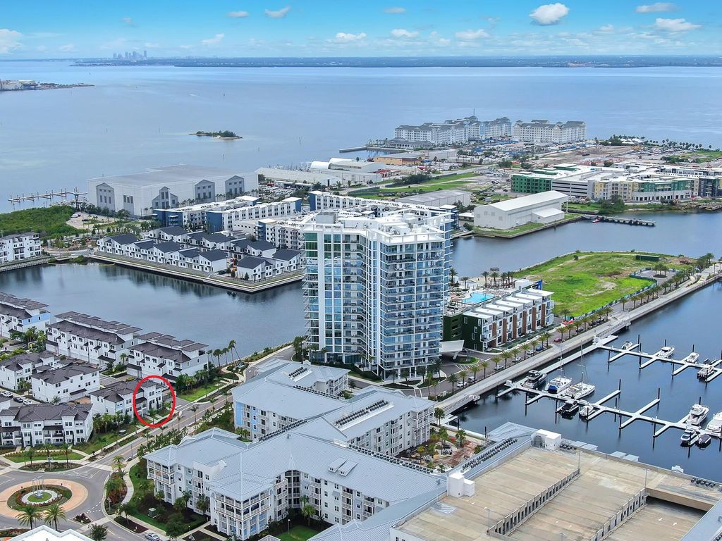 Photo of 5351 Bridge Street #16, Tampa, FL 33611 (MLS # TB8400048)