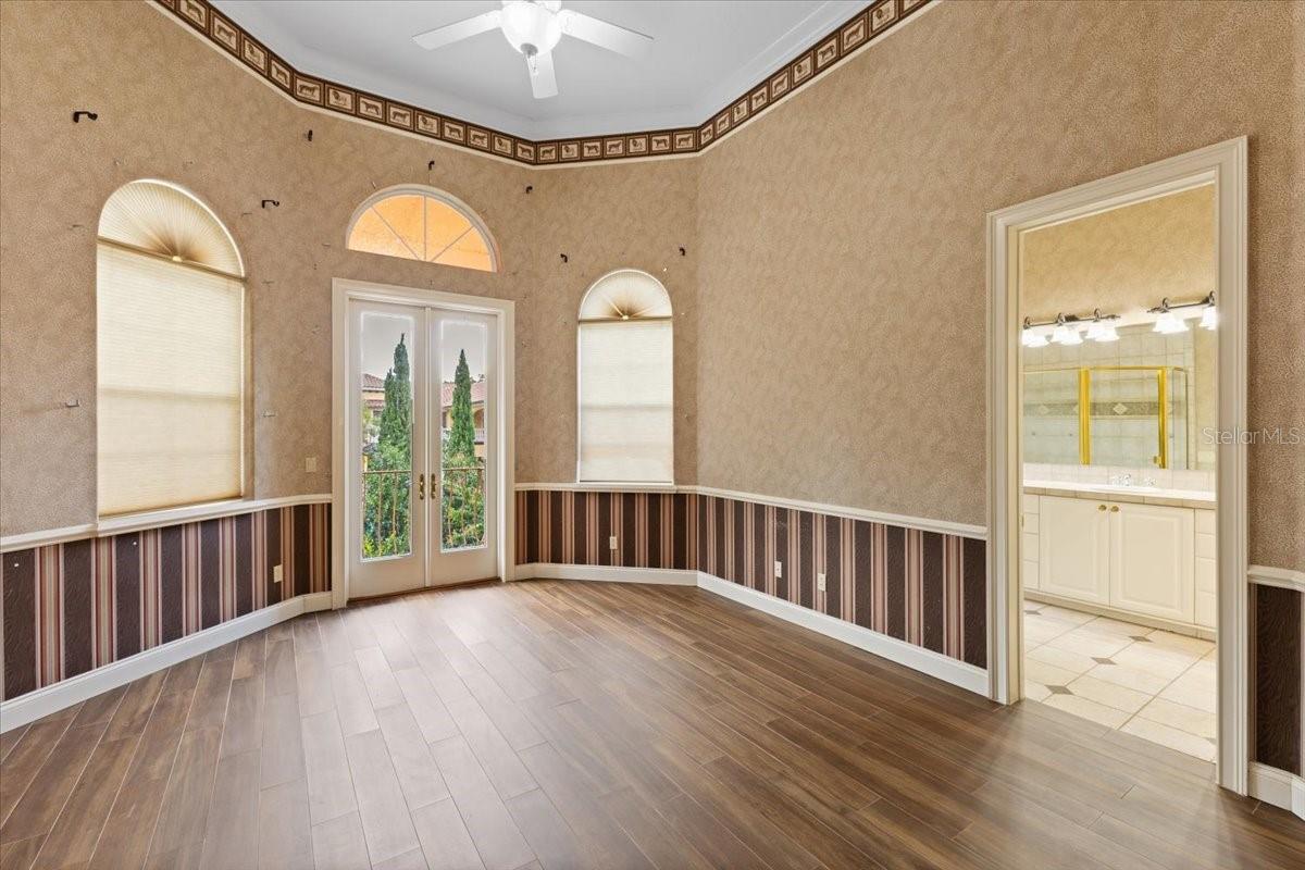CYPRESS POINT - Residential