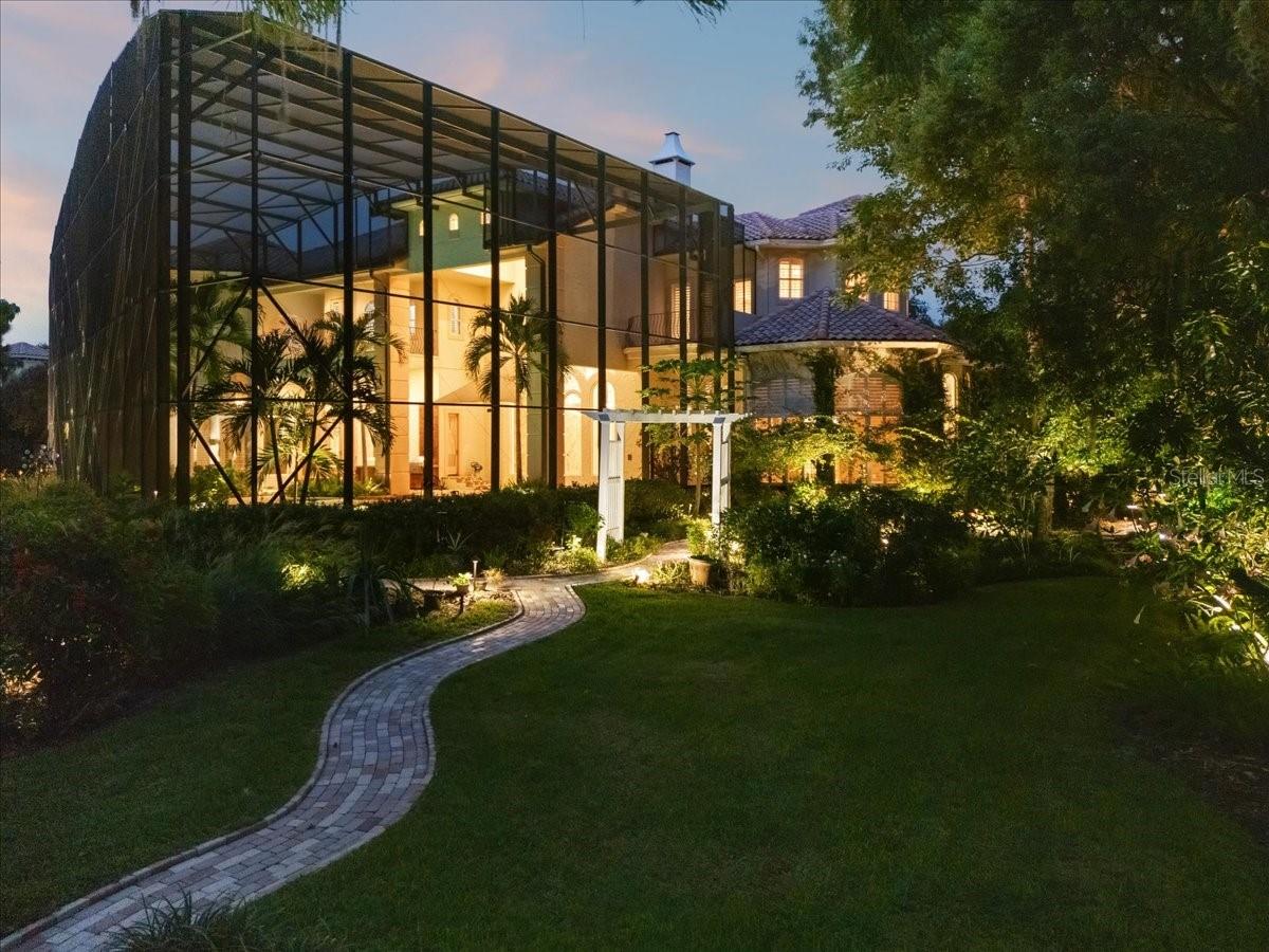 CYPRESS POINT - Residential