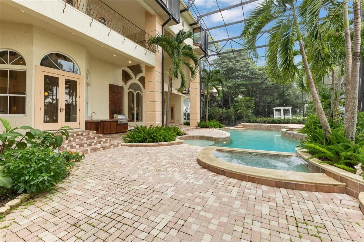 CYPRESS POINT - Residential