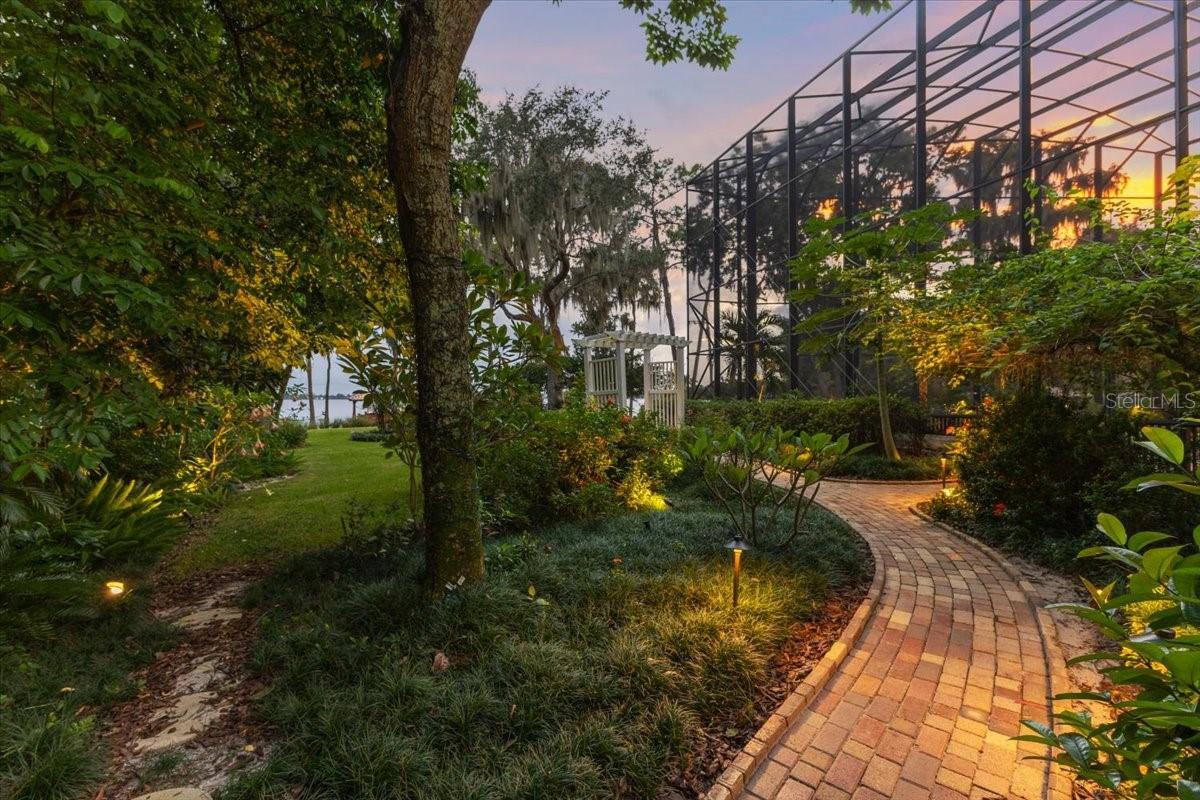 CYPRESS POINT - Residential