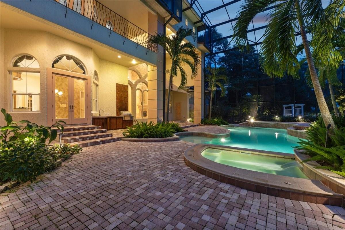 CYPRESS POINT - Residential