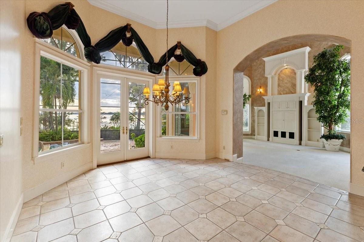 CYPRESS POINT - Residential