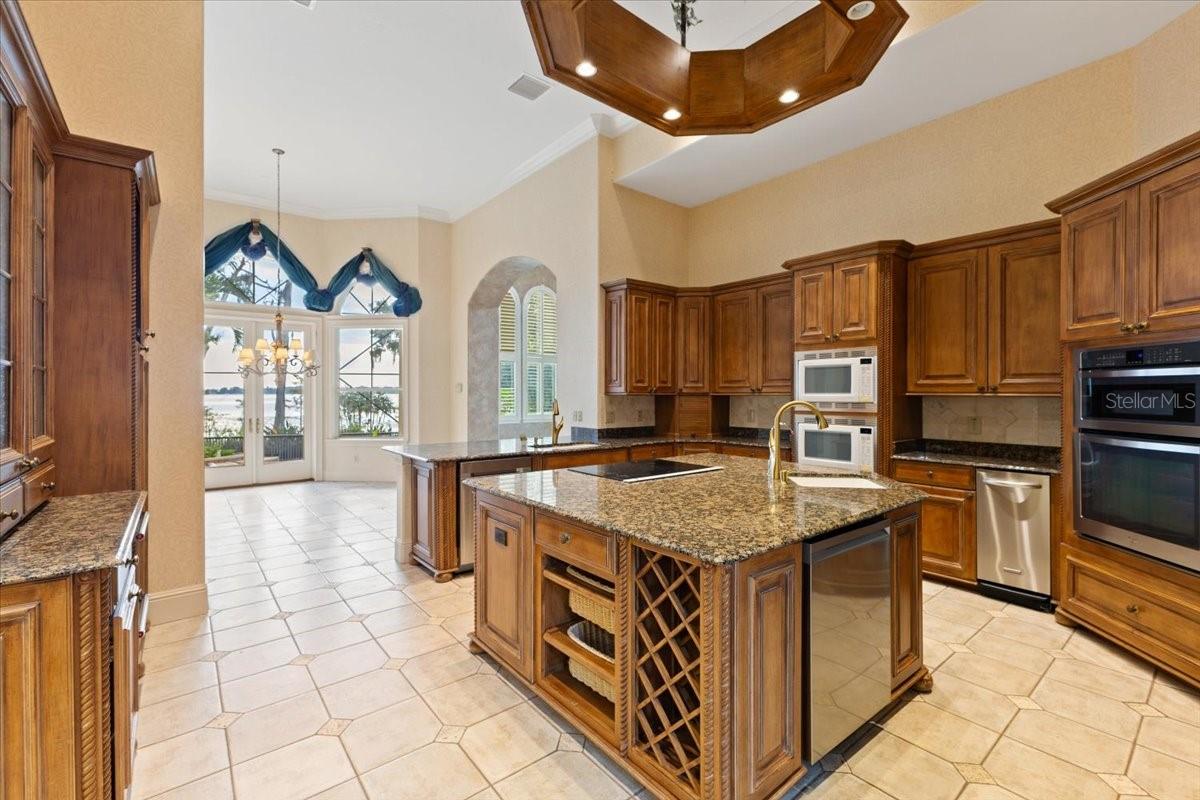 CYPRESS POINT - Residential