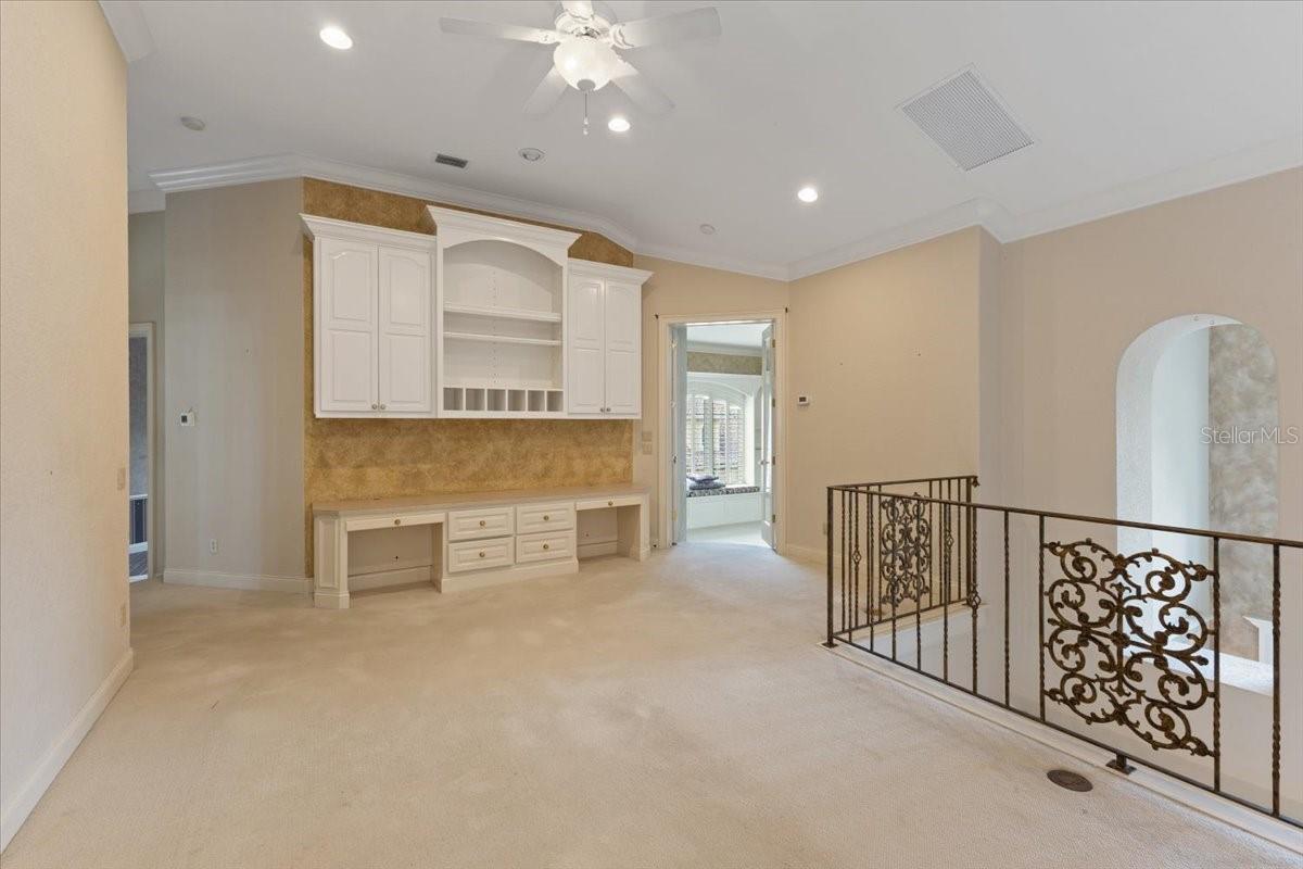 CYPRESS POINT - Residential