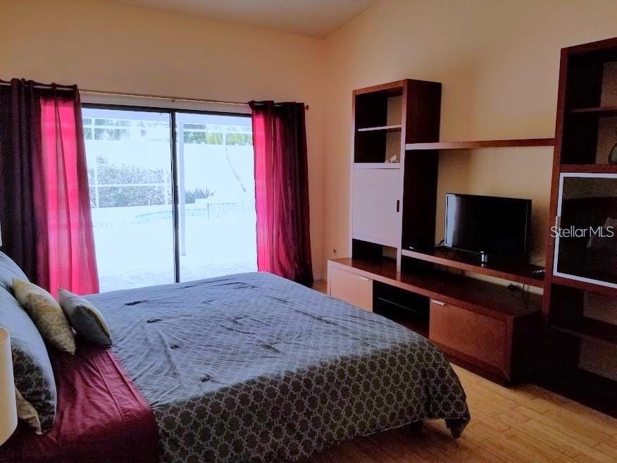 GULF GATE EAST - Residential Lease