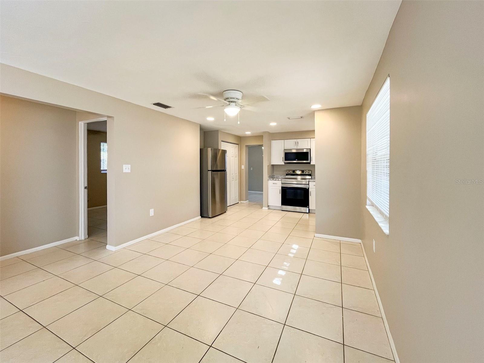 RIDGEWOOD ESTS 3RD ADD RESUB - Residential Lease