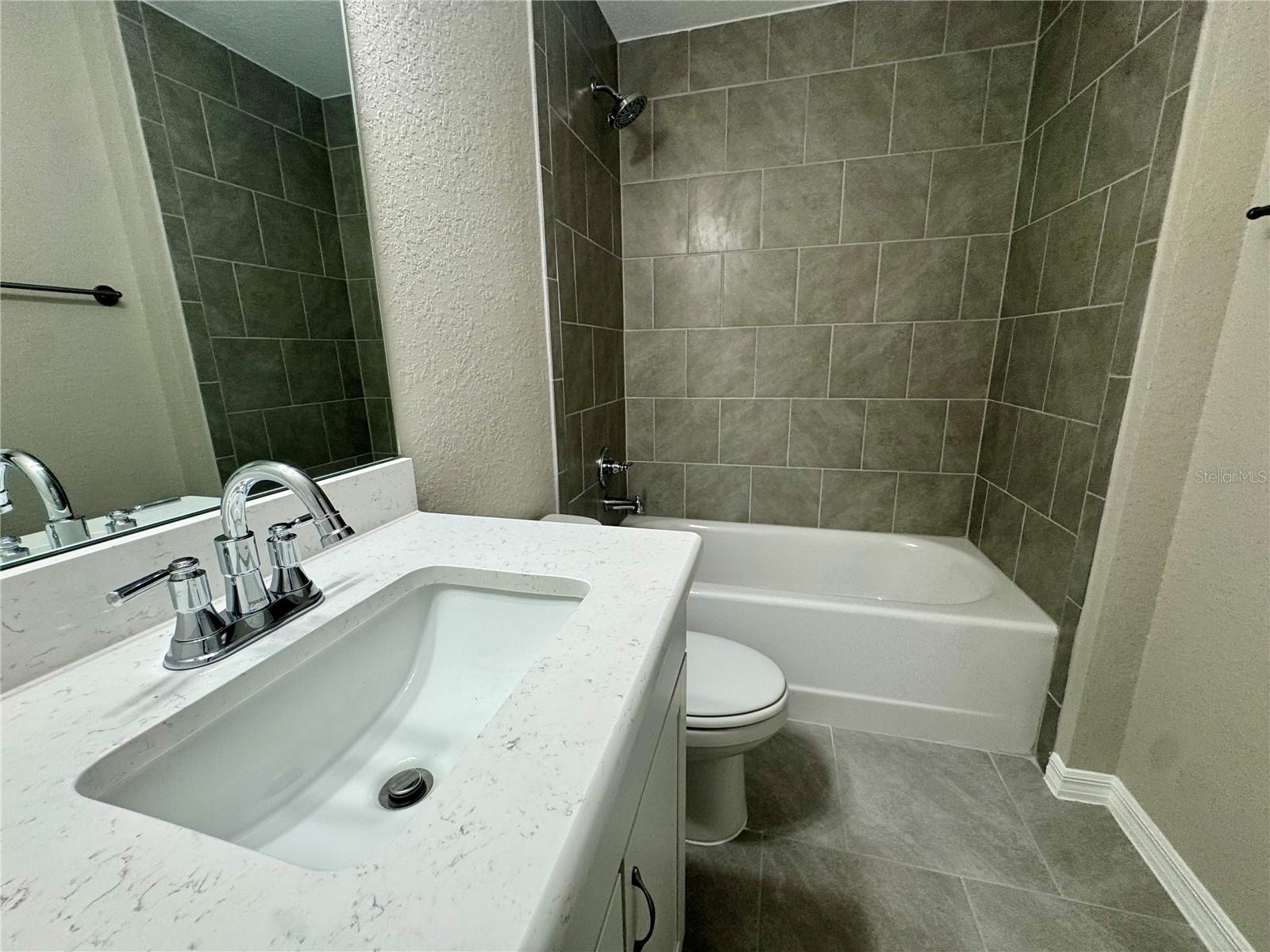 ROLLING HILLS UN 01-A - Residential