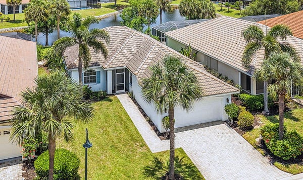 17762 COURTSIDE LANDINGS CIR, PUNTA GORDA, FL 33955 - Image db2fe63cbef9ef4ec2cf64cdca6e45e2/3385111771