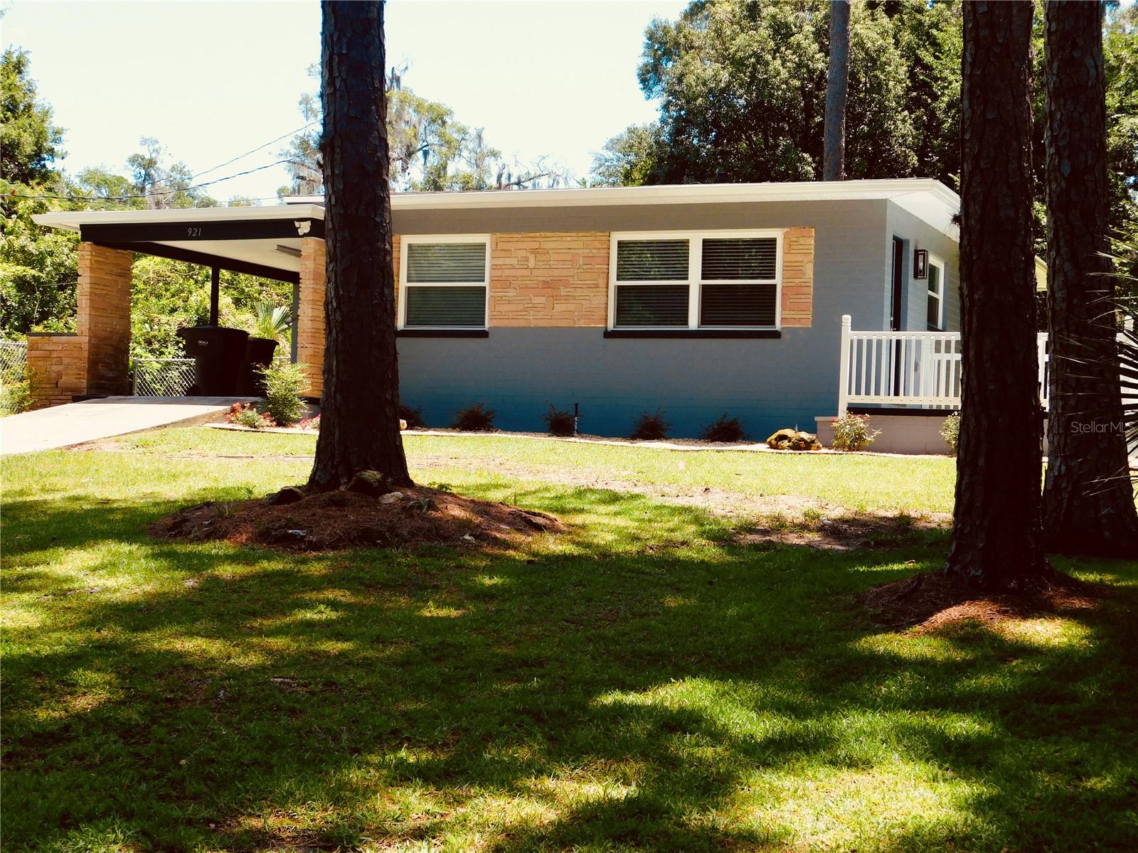GLENDALE MANOR - Residential