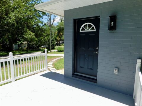 Tiny photo for 921 NE 13th Avenue, Ocala, FL 34470 (MLS # OM724412)