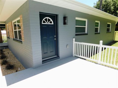 Tiny photo for 921 NE 13th Avenue, Ocala, FL 34470 (MLS # OM724412)