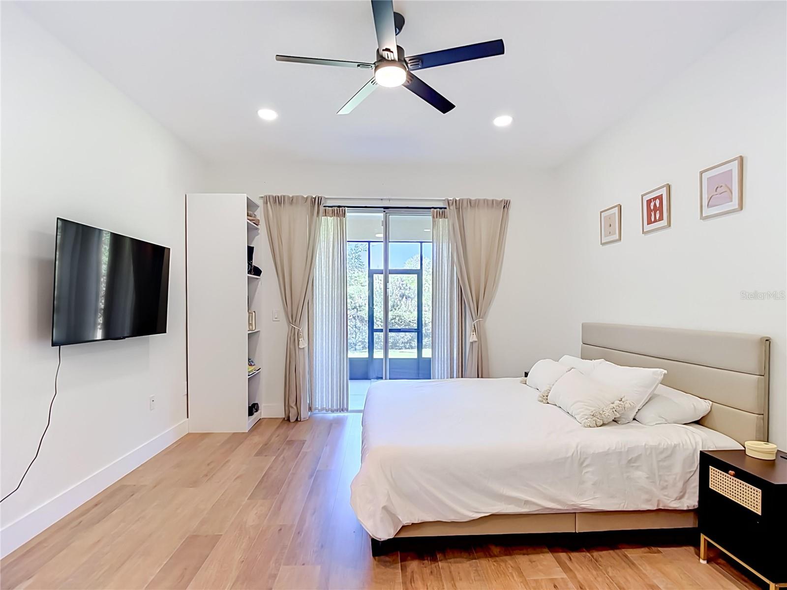 LAKESHORE PHASE 2 - Residential