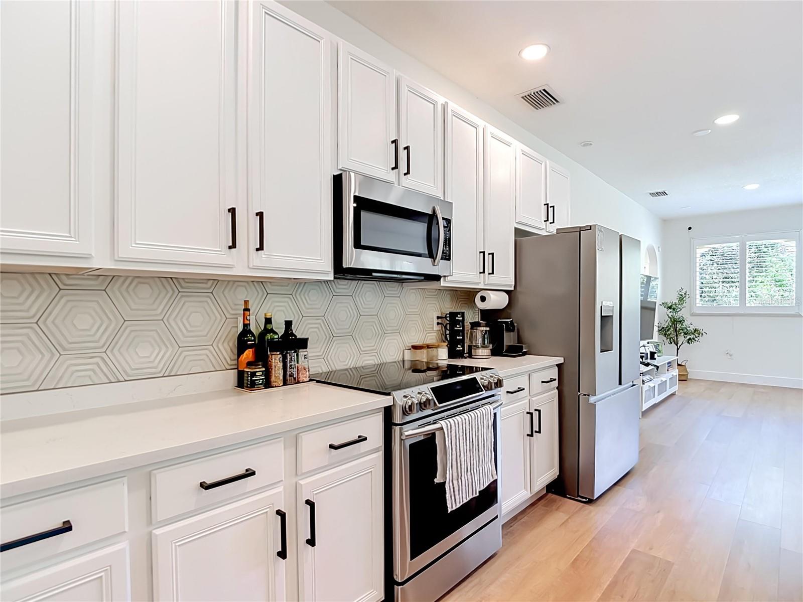LAKESHORE PHASE 2 - Residential