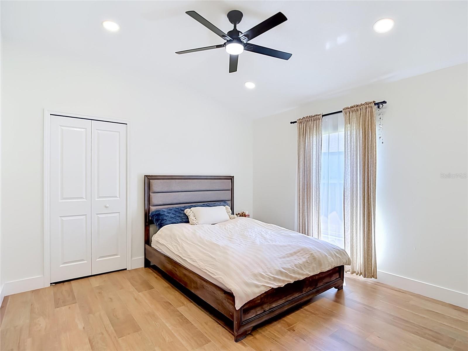 LAKESHORE PHASE 2 - Residential