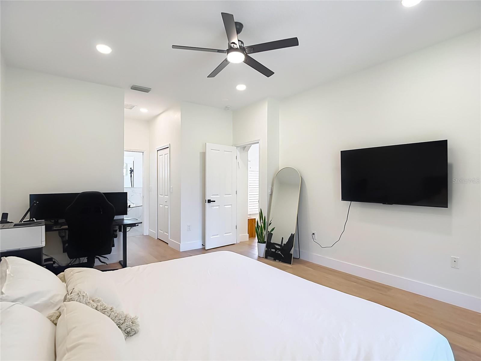 LAKESHORE PHASE 2 - Residential