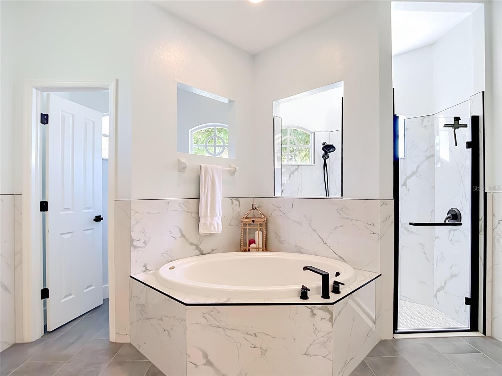 LAKESHORE PHASE 2 - Residential
