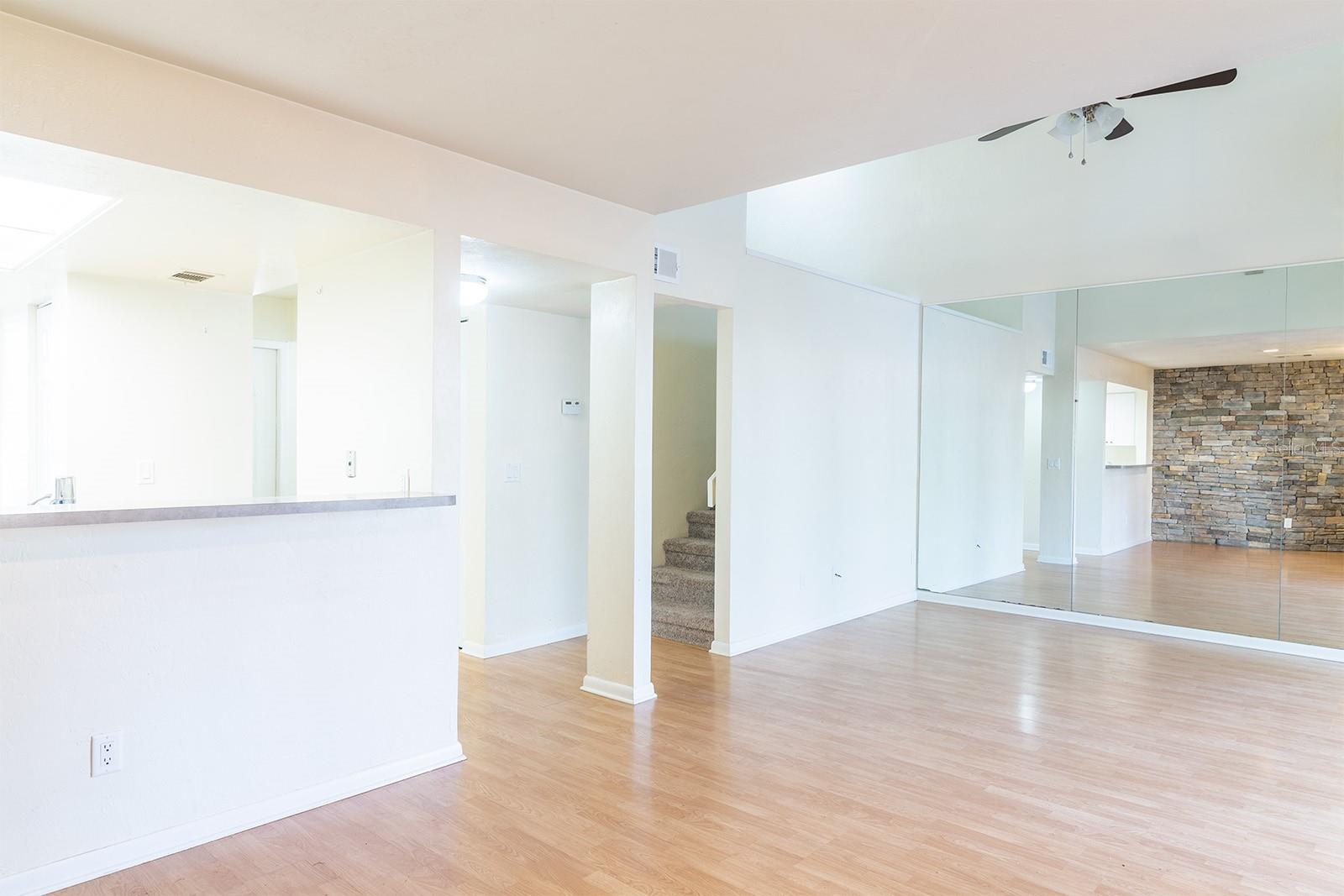 5528 SW 4TH PLACE 5528