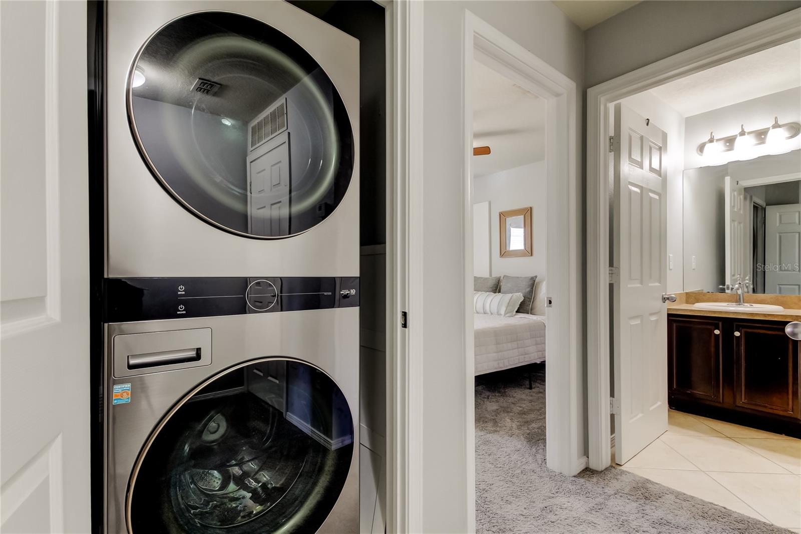 MAGNOLIA PARK CENTRAL PH B - Residential Lease