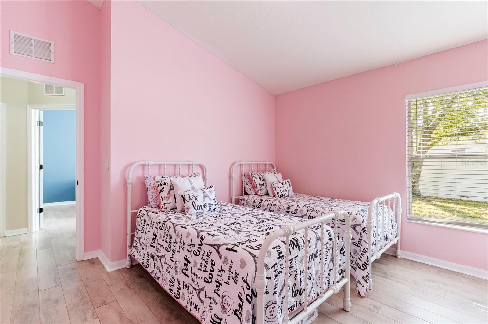 MAGNOLIA ESTATES - Residential