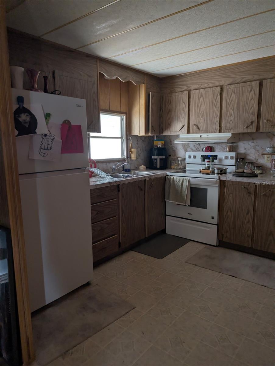 BUENA VISTA MANOR - Residential