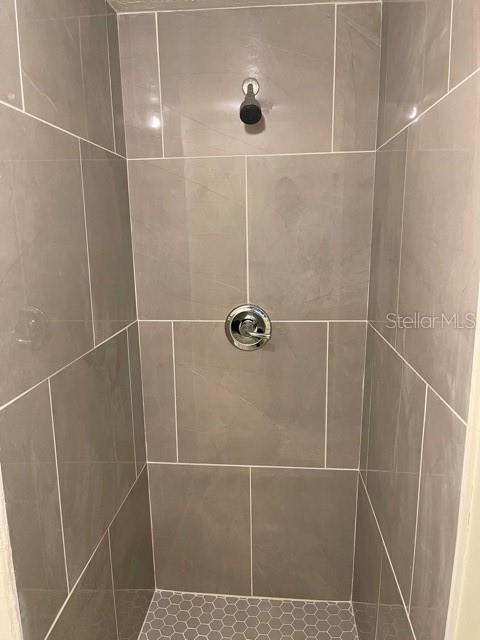 THUNDERBIRD HILL - Residential Lease