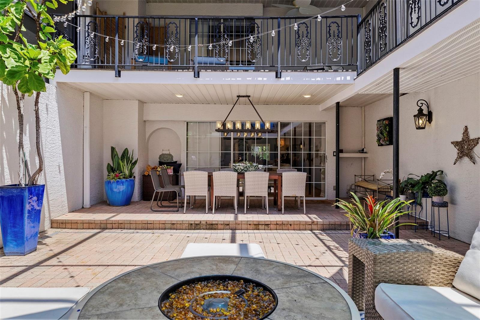 ELBERON PLACE PH 01 - Residential