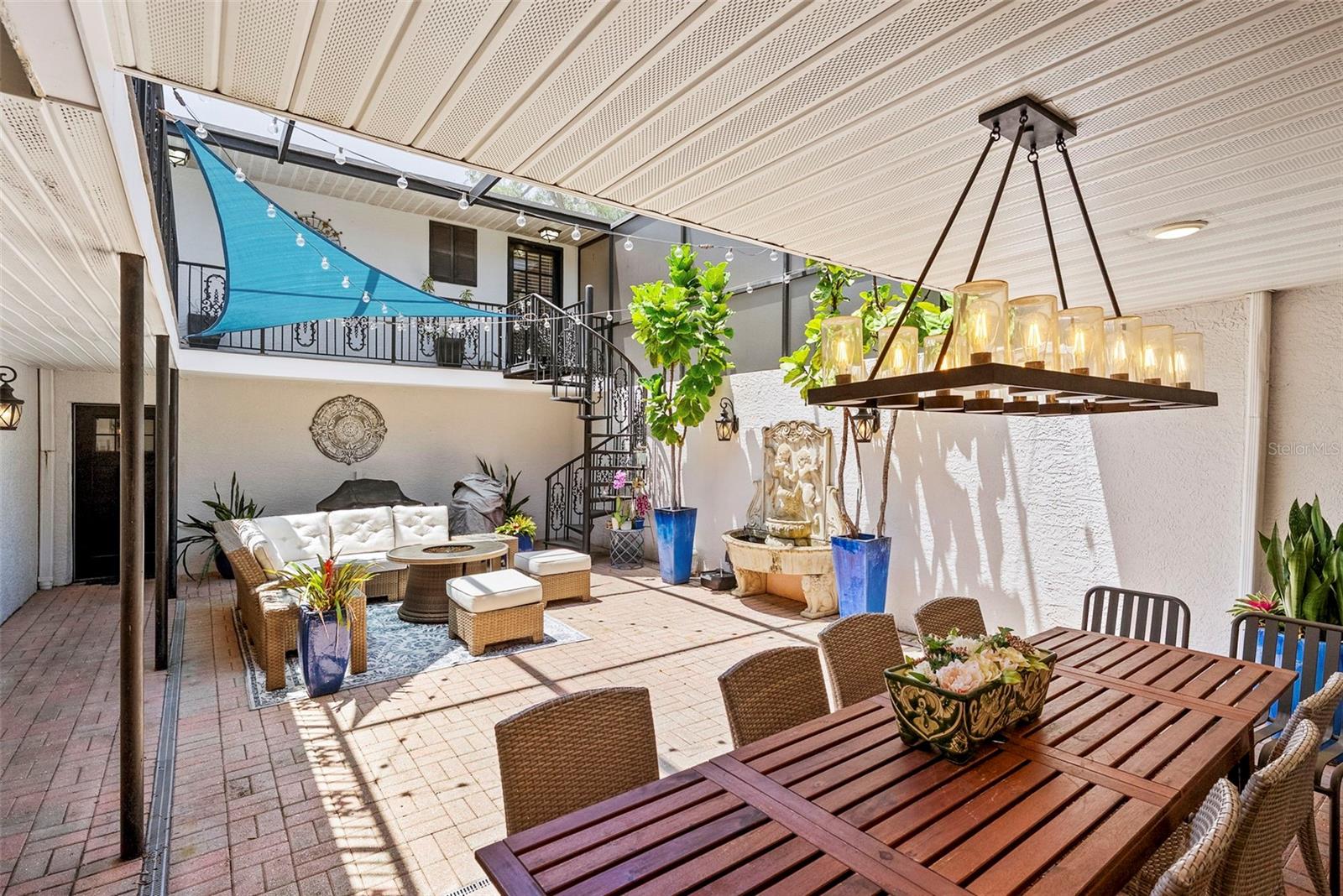 ELBERON PLACE PH 01 - Residential