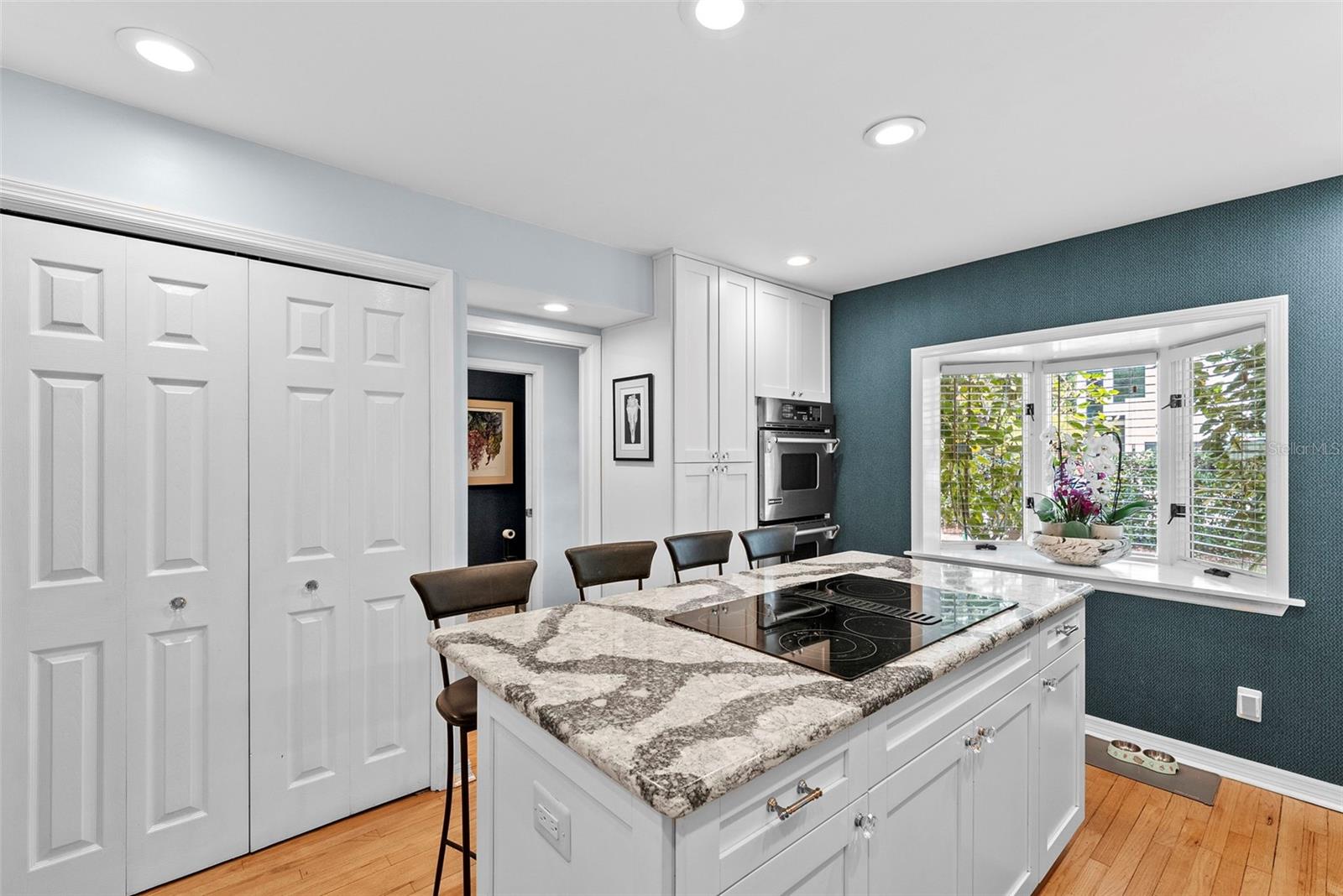 ELBERON PLACE PH 01 - Residential