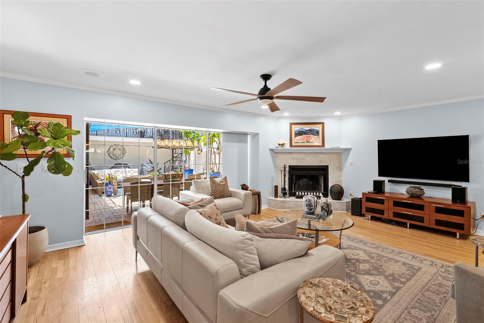 ELBERON PLACE PH 01 - Residential