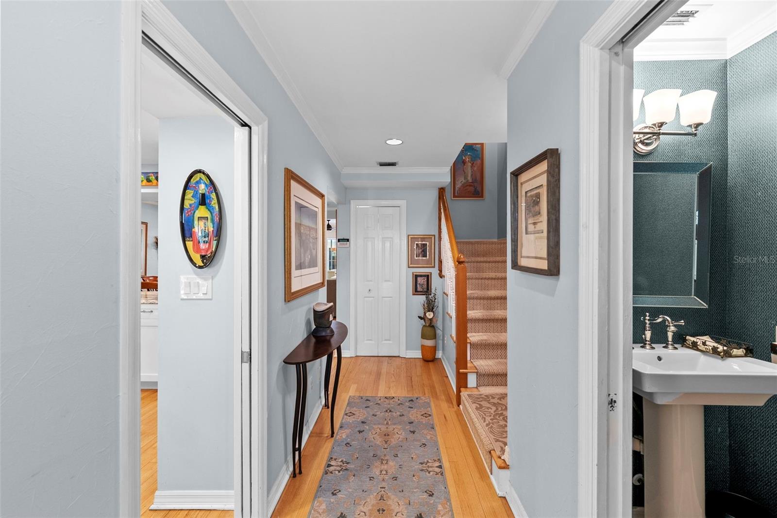 ELBERON PLACE PH 01 - Residential