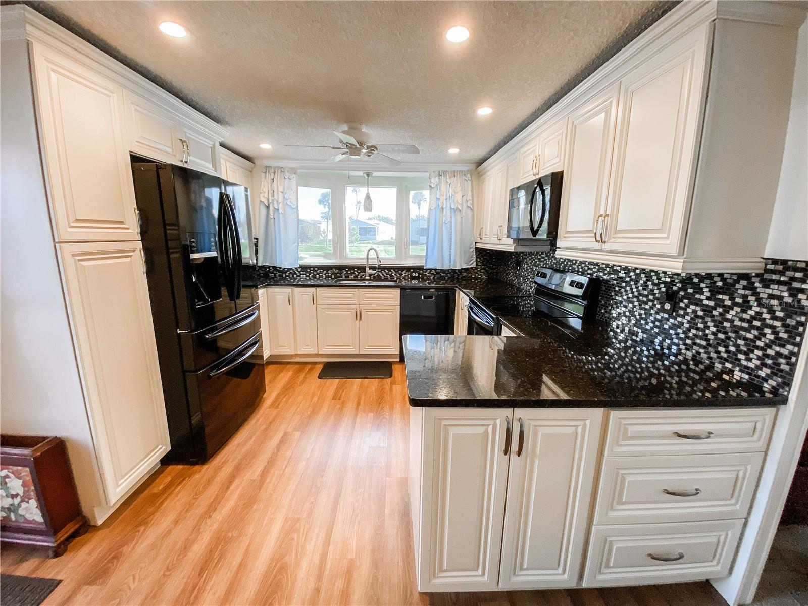 RIDGEWOOD MEADOWS PH II & III - Residential