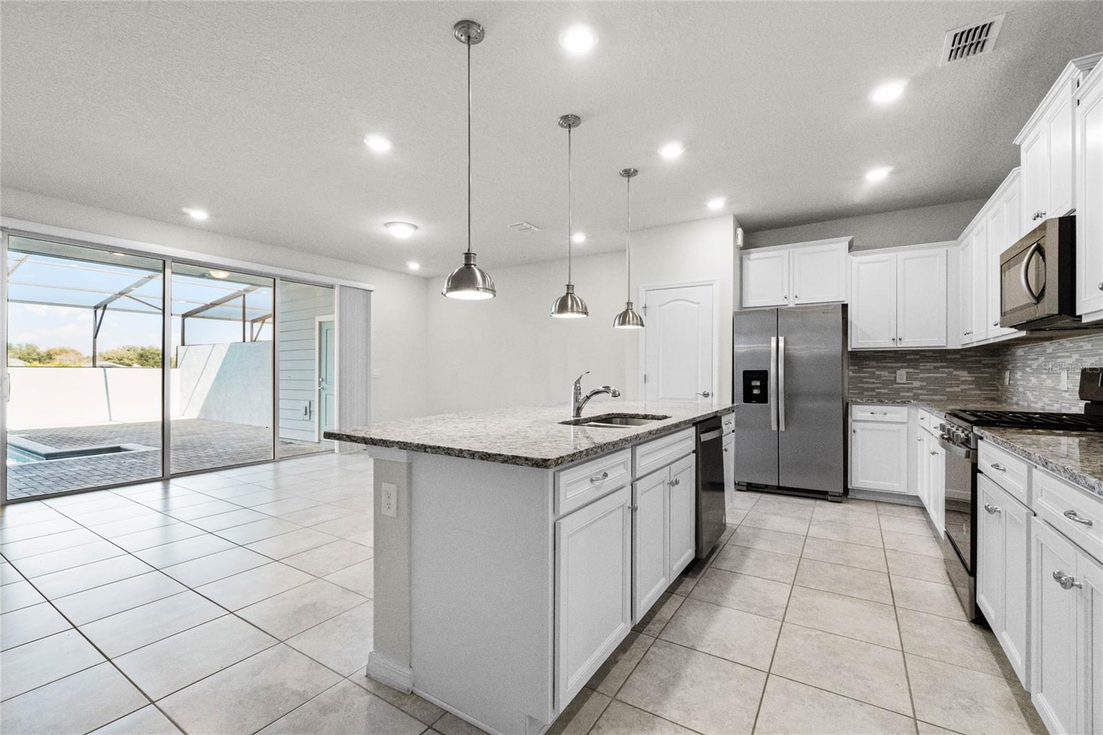 7509 OAK SPRING LANE