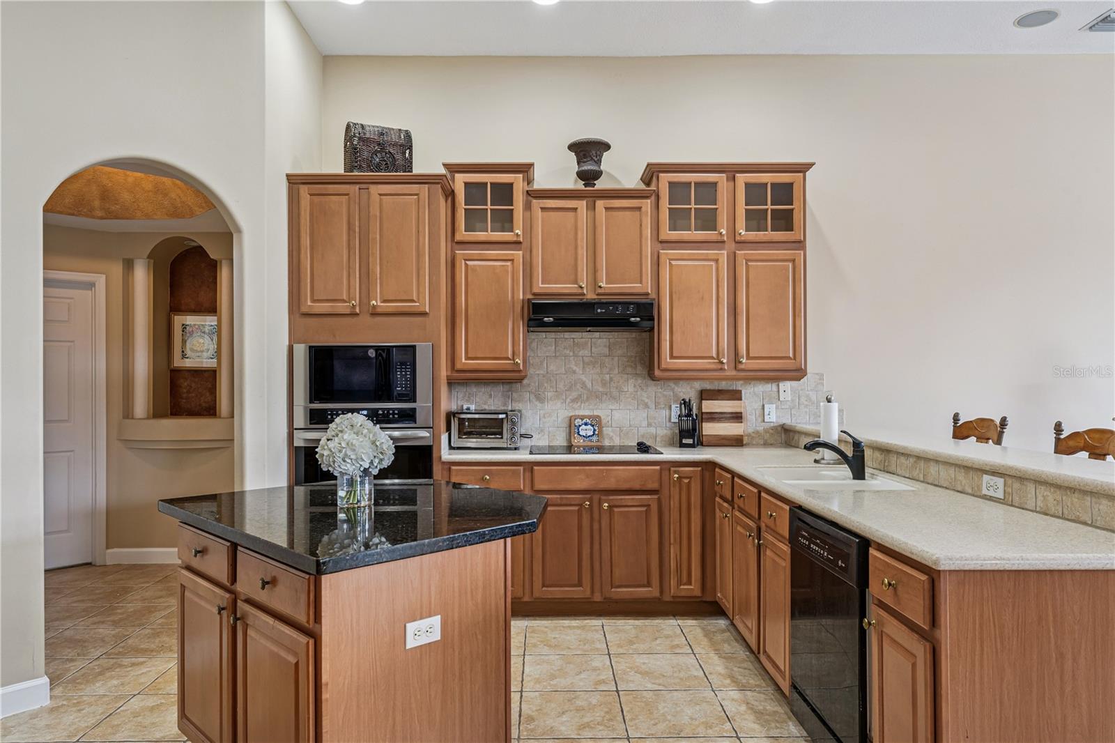 HIDDEN COVE - Residential