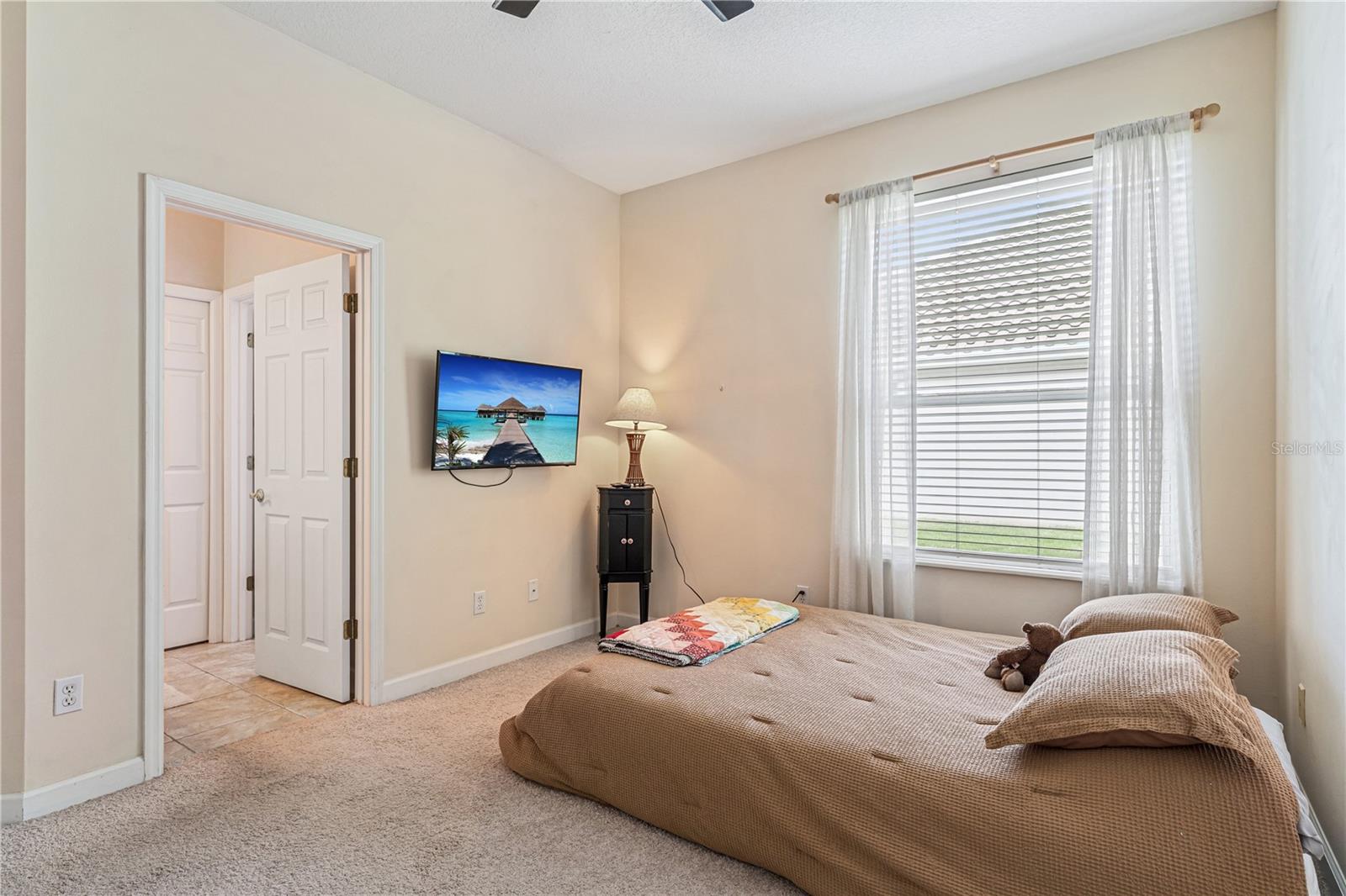 HIDDEN COVE - Residential