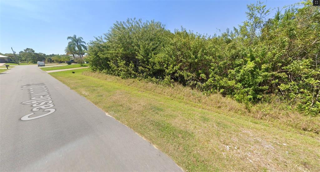 BUCKINGHAM PARK - Land