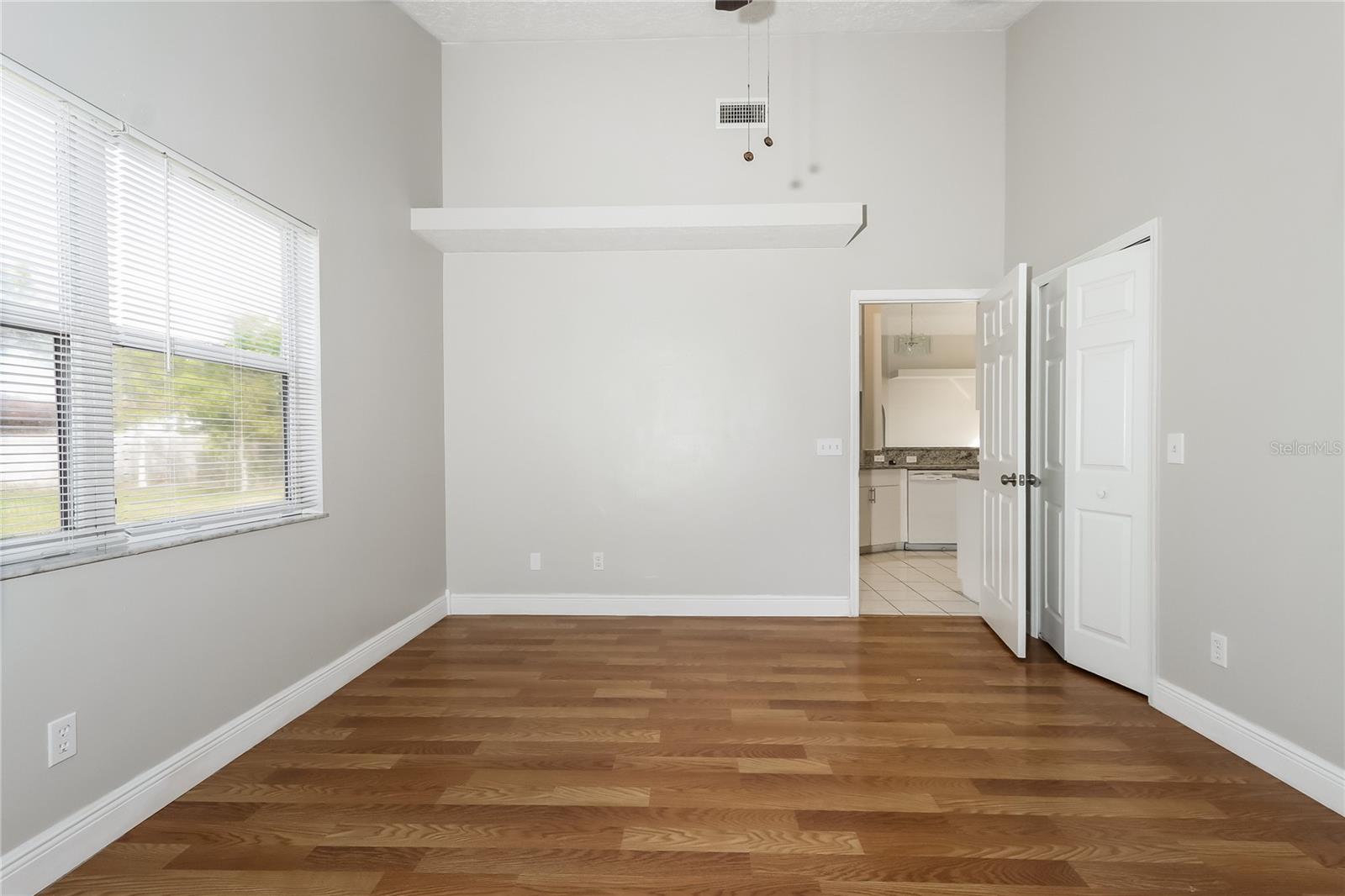 BEACON SQUARE UNIT 18A - Residential Lease