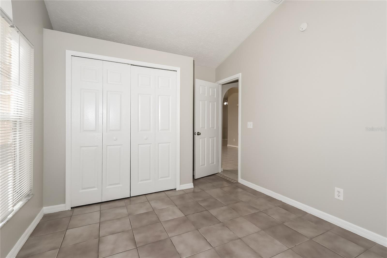 BEACON SQUARE UNIT 18A - Residential Lease