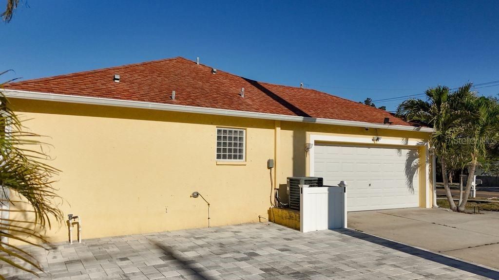 Photo of 2402 Dryer Avenue, Largo, FL 33770 (MLS # TB8485574)