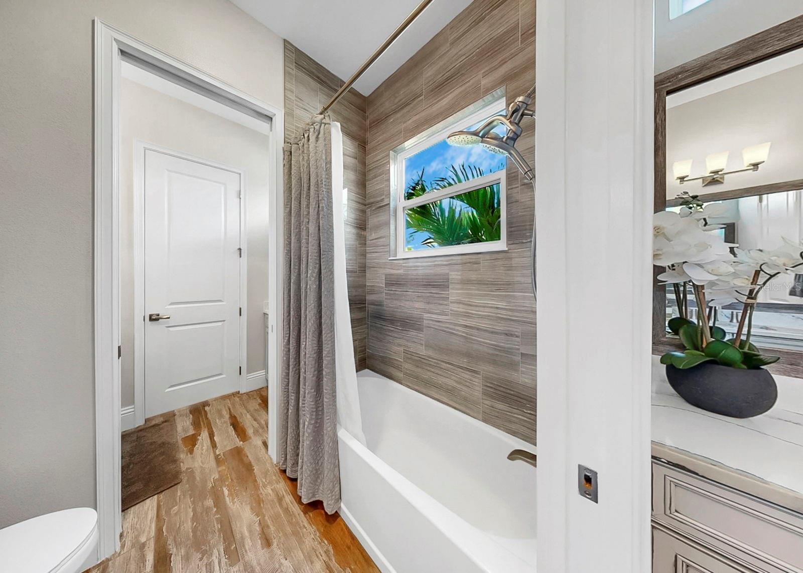 MIRABAY PH 3C-3 - Residential