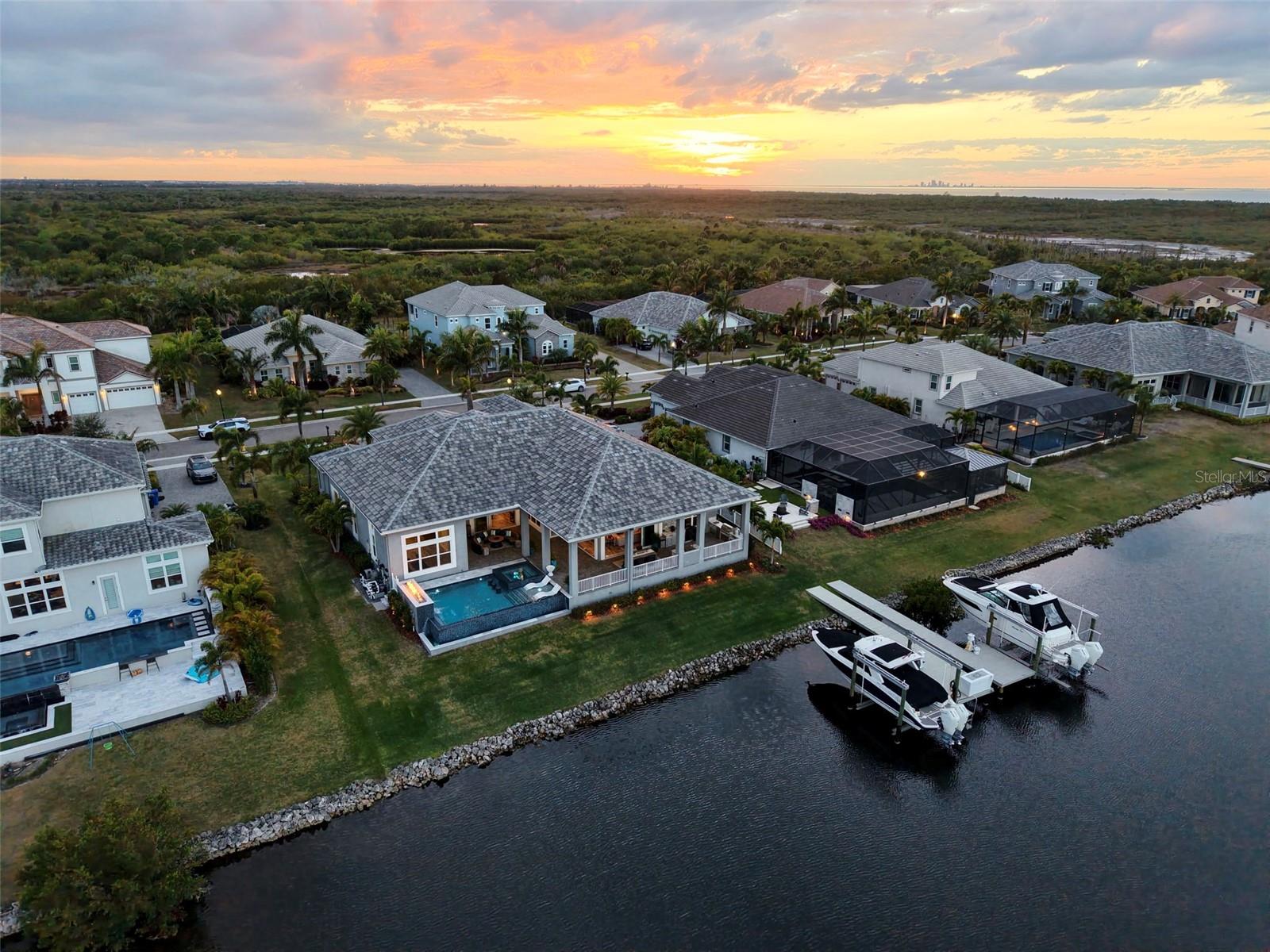 MIRABAY PH 3C-3 - Residential