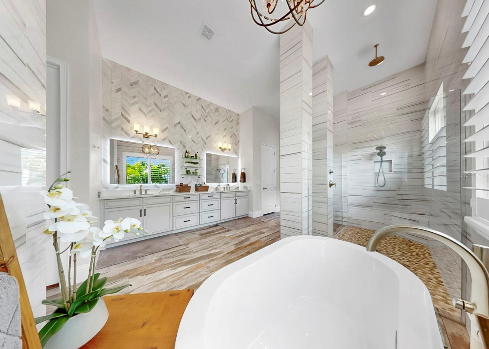 MIRABAY PH 3C-3 - Residential