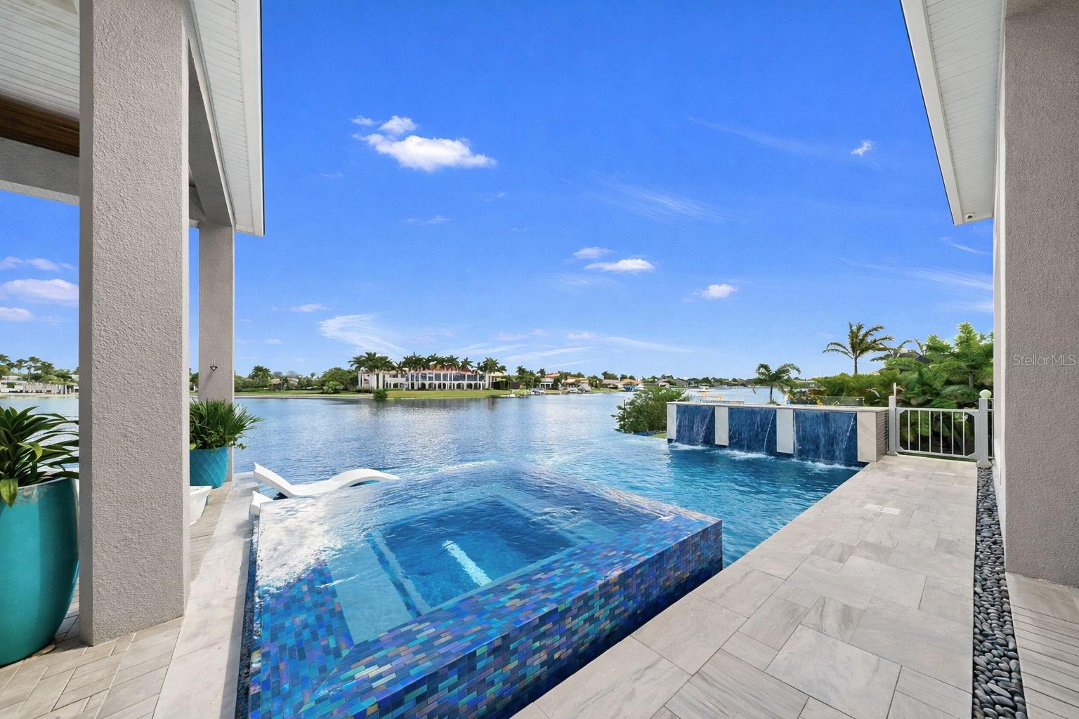 MIRABAY PH 3C-3 - Residential