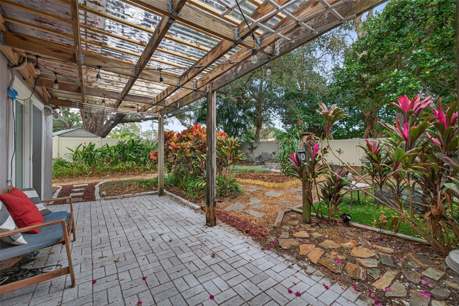 PALM TERRACE - Residential