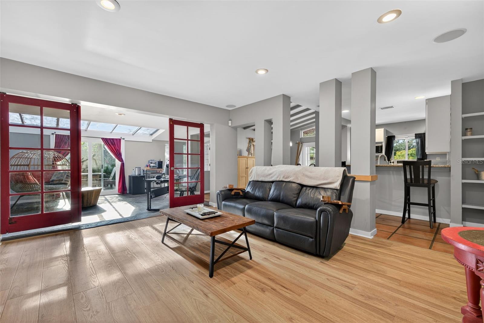 PALM TERRACE - Residential