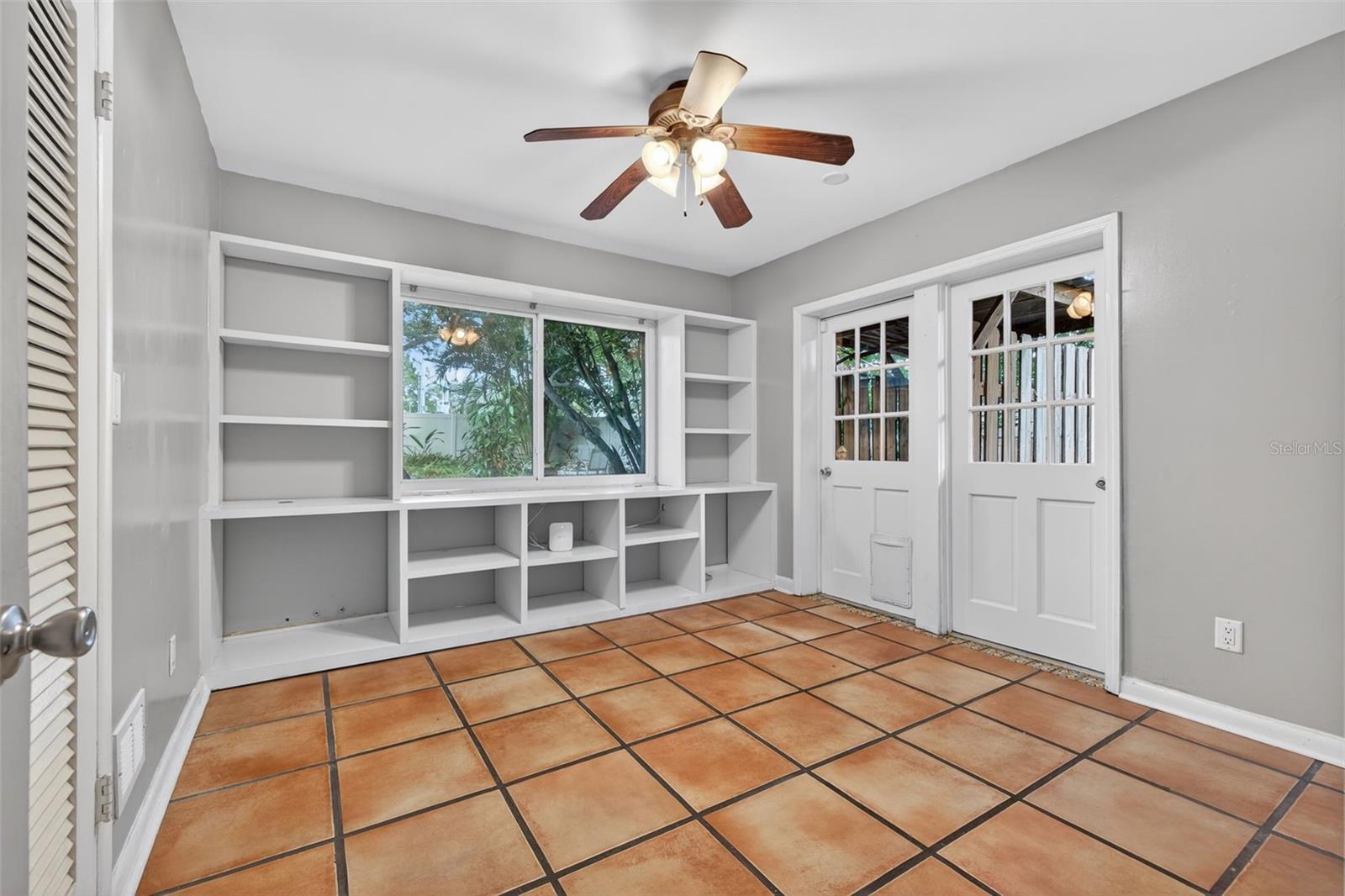 PALM TERRACE - Residential